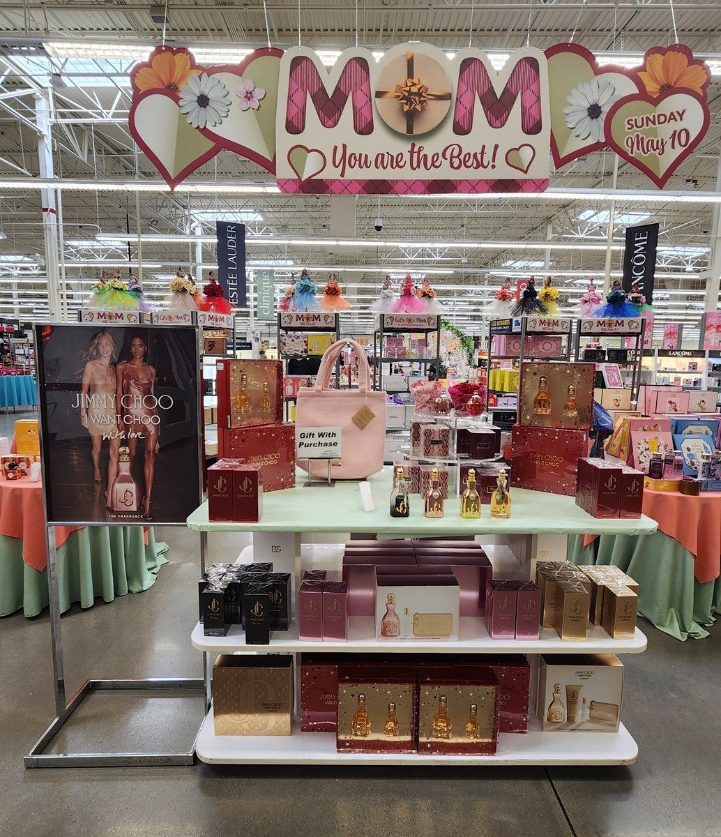 Jimmy Choo Mother's Day fragrance display with a gift-with-purchase tote in an exchange